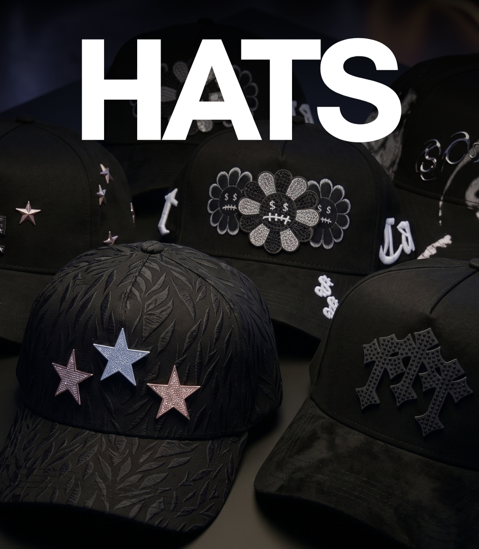 Fotografía macro de una gorra streetwear exclusiva en oscuridad estructural