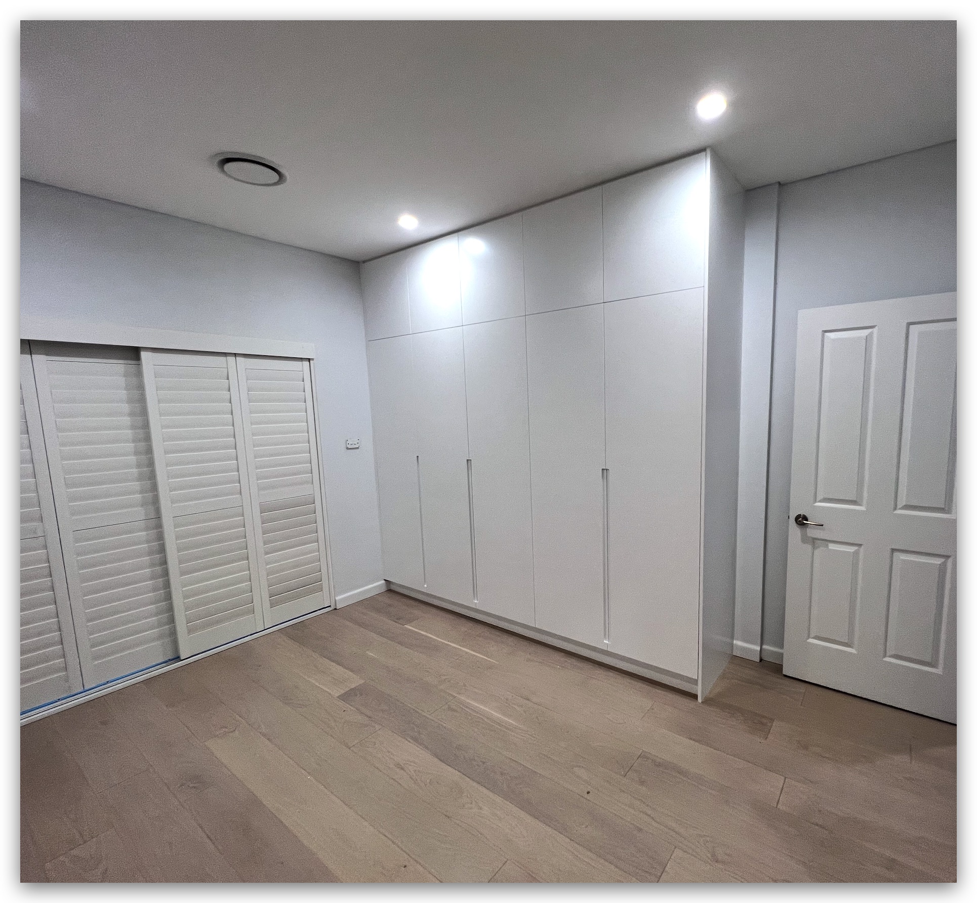 White Built-in Wardrobes